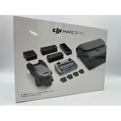 Квадрокоптер DJI Mavic 3 Fly More Combo в Пскове DJI RC / с экраном