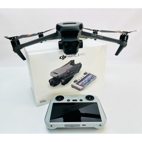 Квадрокоптер DJI Mavic 3 Pro в Пскове с пультом DJI RC
