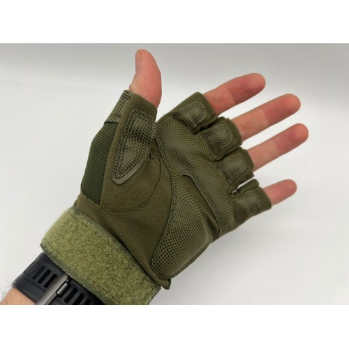 Перчатки тактические без пальцев в Пскове